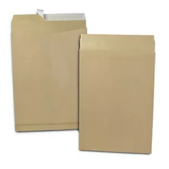 RAJA Pochette à Soufflet 3 Cm Kraft Blond Armé 120 G/m² 340 X 465 Mm Sans Fenêtre - Bande Auto-adhésive - Boîte De 50